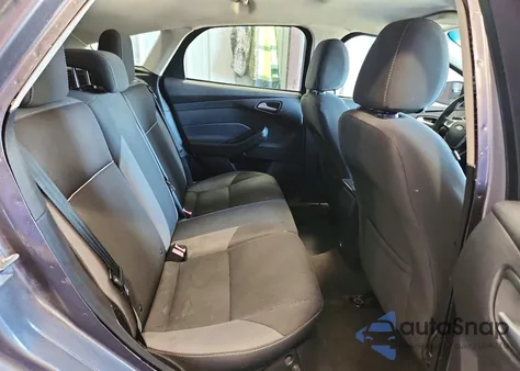 2014 Ford Focus Se z USA, uszkodzony, nr VIN 1FADP3K26EL316771